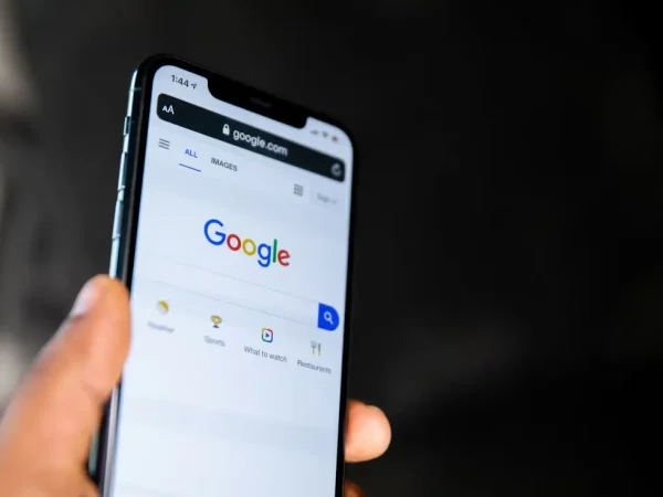 Gen-Z Mulai Tinggalkan Google untuk Cari Berita