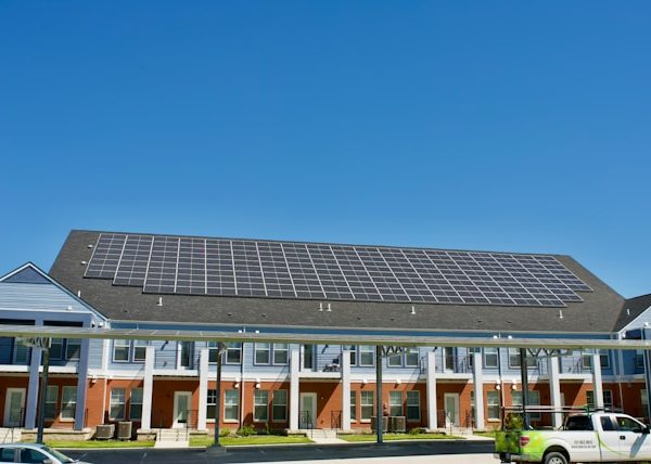 Manfaat penggunaan panel surya