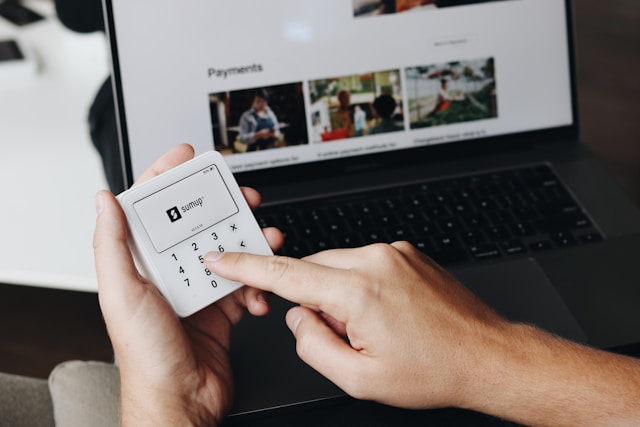 Penggunaan Aplikasi Keuangan Digital Tumbuh Pesat di Indonesia