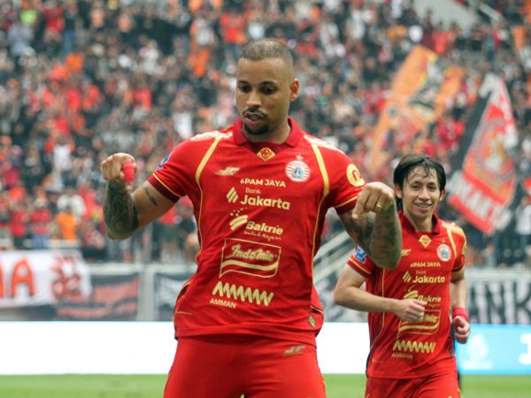 Persija vs Semen Padang FC