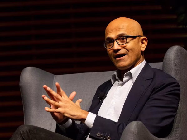 Peringatan Nadella soal Risiko Satu Model AI