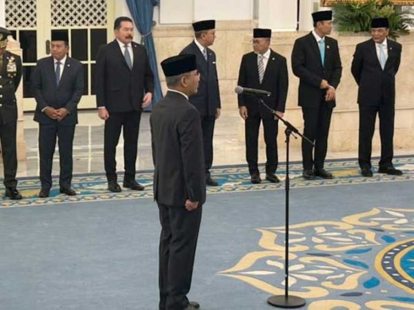 Purbaya Dicopot, Prabowo Lantik Suahasil Nazara Jadi Menkeu Baru